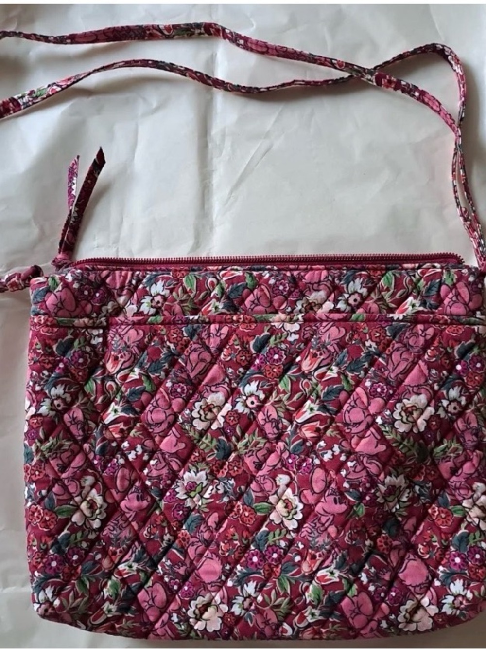 Retired lVera Bradley quilted cotton,
Disney Minnie Mouse and Daisy Crossbody